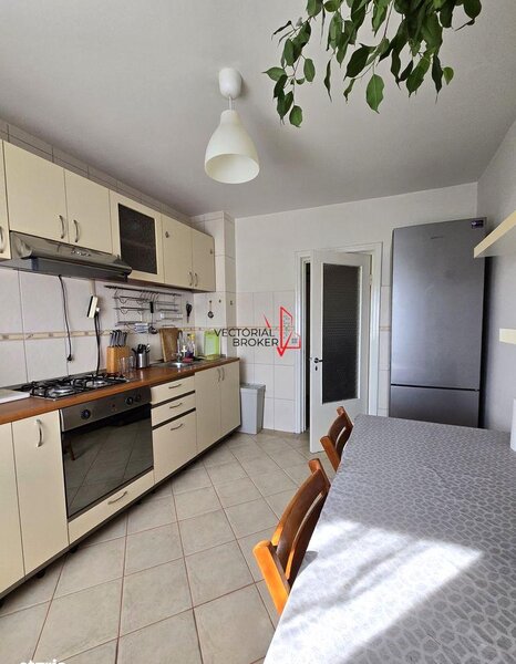 Colentina, Ion Berindei apartament decomandat in bloc reabilitat